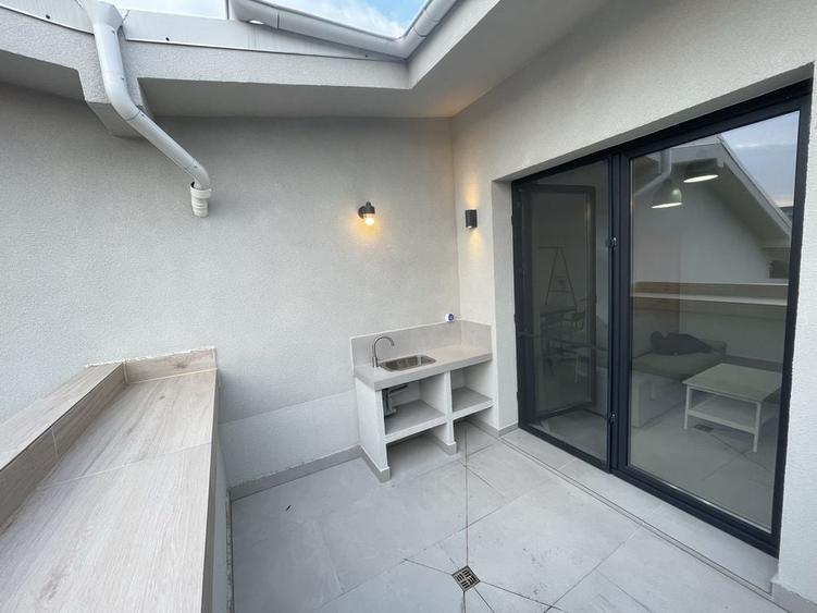 Apartament cu 3 camere decomandat în Unirii