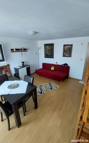 Apartament cu 3 camere decomandat, mobilat în Central