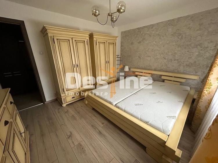 Apartament cu 3 camere decomandat, mobilat în Bucovina