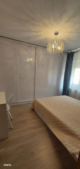 Apartament cu 3 camere decomandat în Alexandru cel Bun