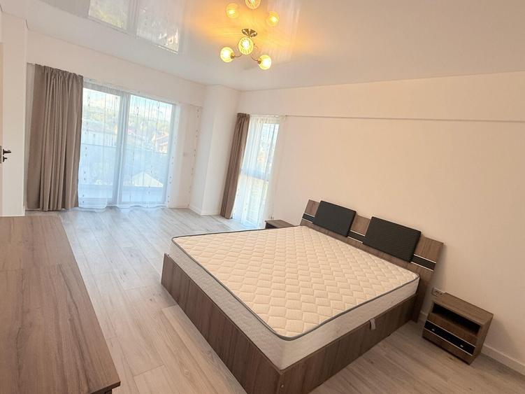 Apartament cu 2 camere decomandat, mobilat în Nicolina