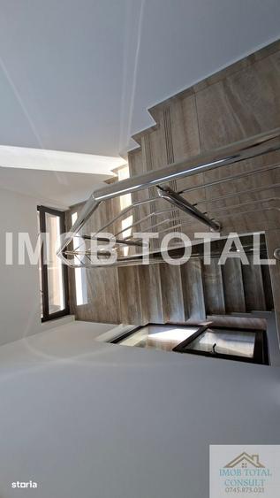 Spațiu comercial, de 190 mp, în Central