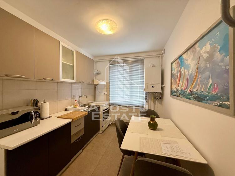 Apartament cu 3 camere decomandat, mobilat în Medicină