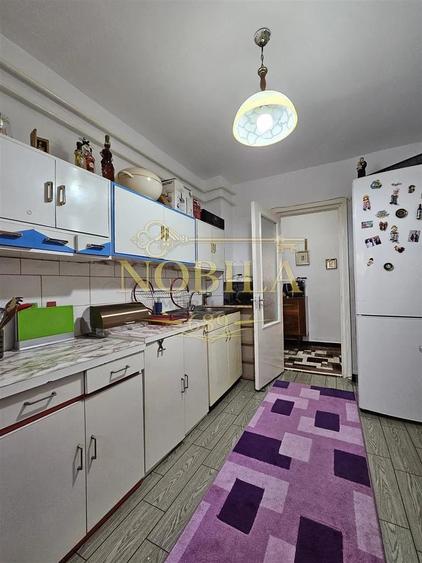 Apartament cu 5 camere în Central