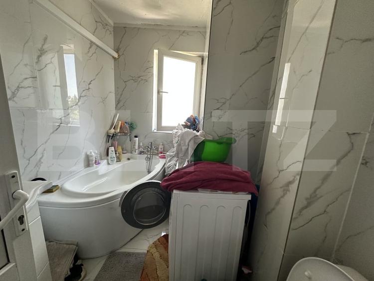 Apartament cu 3 camere decomandat, mobilat în 9 Mai
