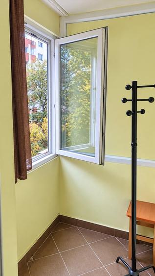 Apartament cu 2 camere semidecomandat în Vatra Luminoasă