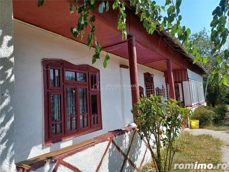 Casă cu 3 camere cu Teren 4658 Mp în Ghimpați