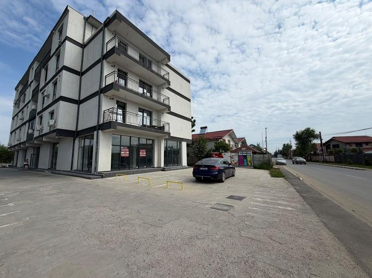 SPATIU COMERCIAL DE INCHIRIAT- 371 MP, STRADAL, BLOC NOU, COMISION 0% - 1