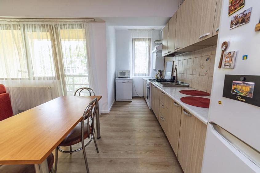 Apartament cu 2 camere decomandat, mobilat în Mihai Bravu