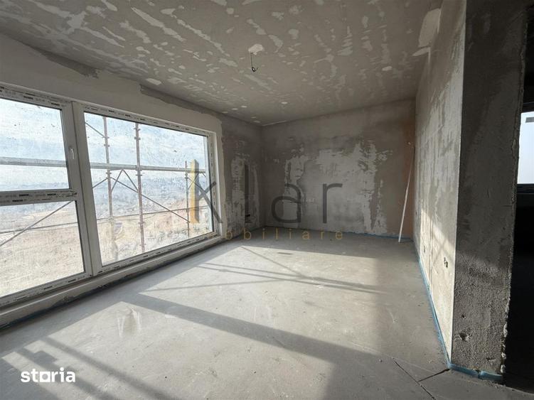 Casă cu 4 camere cu Teren 220 Mp în Dâmbul Rotund