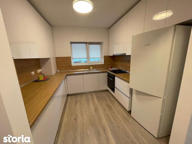Duplex 4 camere de inchiriat, Str. Parfumului - 9