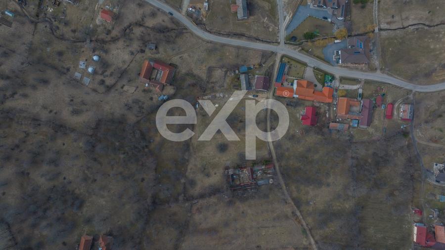 Teren Construcții intravilan de 1614 mp, în Sohodol