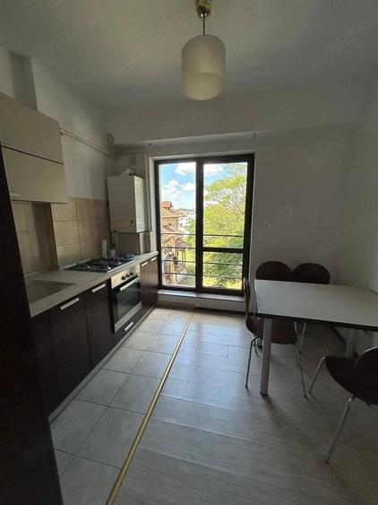 Apartament cu 2 camere decomandat în Ultracentral