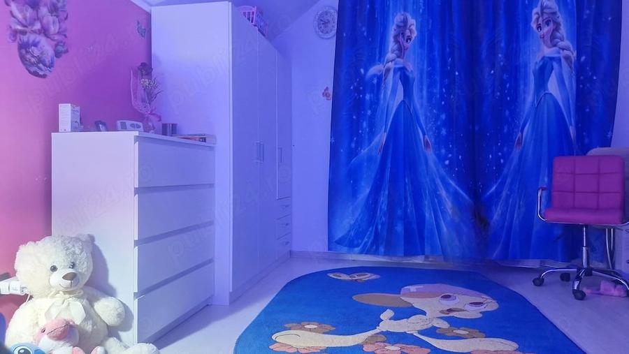 Casă cu Teren 740 Mp în Central
