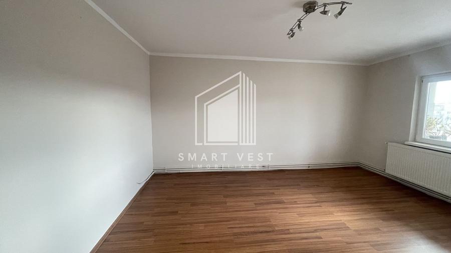 Apartament cu 3 camere decomandat, mobilat în Micro 16