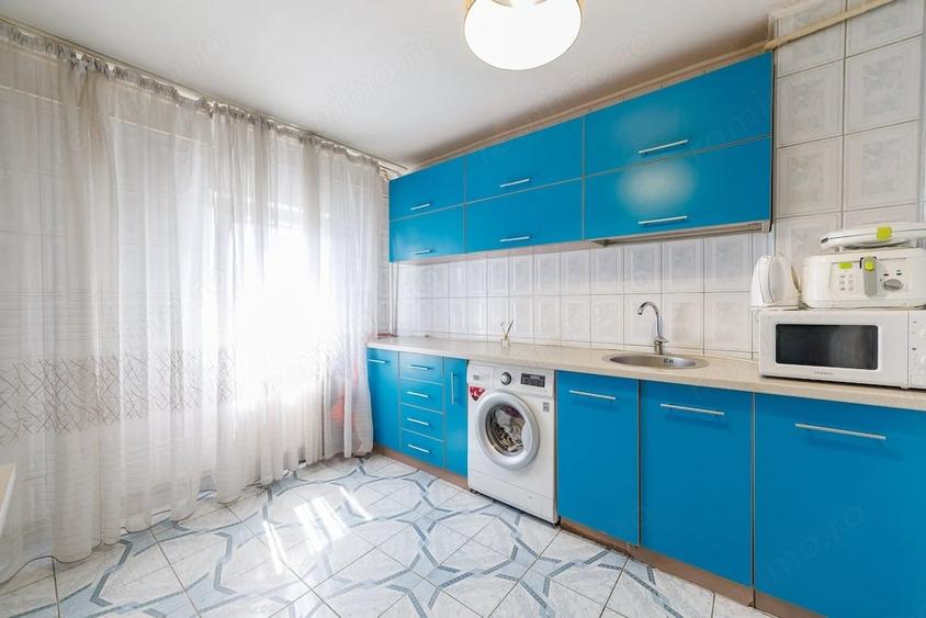 Apartament cu 2 camere semidecomandat în Prundu