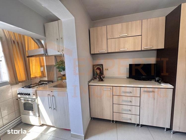 Apartament cu 2 camere semidecomandat în Inel II