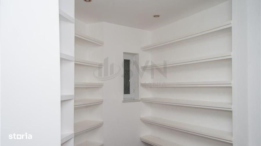 Casă cu 4 camere în Știrbei Vodă