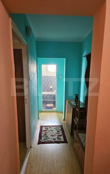 Apartament cu 2 camere decomandat, mobilat în