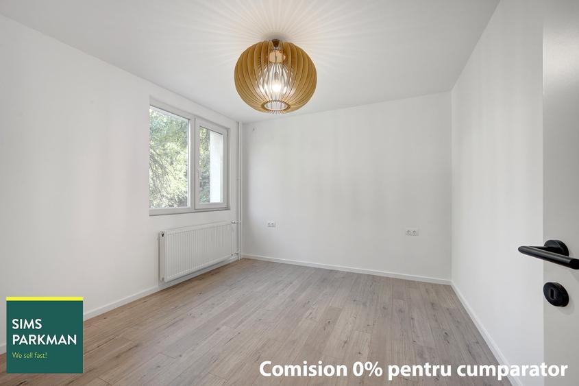 Apartament cu 3 camere semidecomandat în Titan