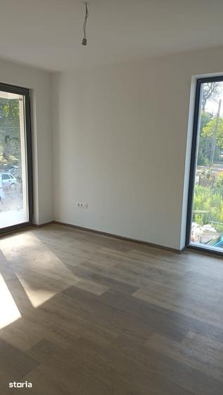 Casă cu 3 camere cu Teren 400 Mp în Budeasa