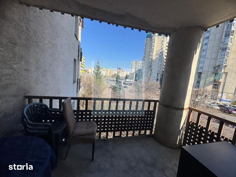 Apartament cu 3 camere în Centrul Civic