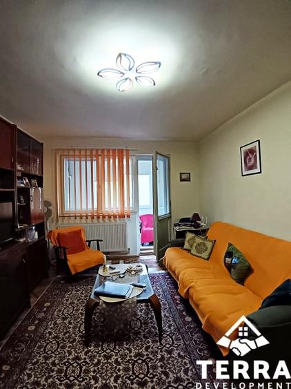 Apartament cu 3 camere în Tomis Nord