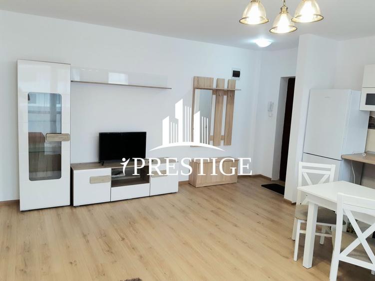 Apartament cu 2 camere semidecomandat, mobilat în Mihai Viteazul