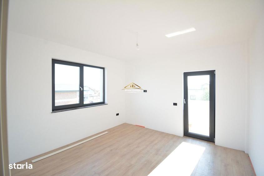 Casă cu 4 camere cu Teren 644 Mp în Central
