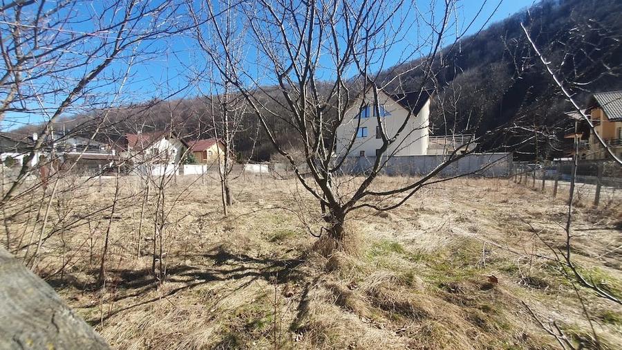Teren de 531 mp, în Bunloc