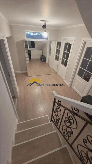 Apartament cu 6 camere, mobilat în Victoriei