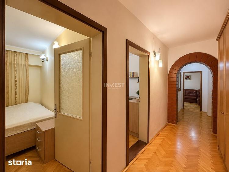 Apartament cu 3 camere decomandat în Nicolina