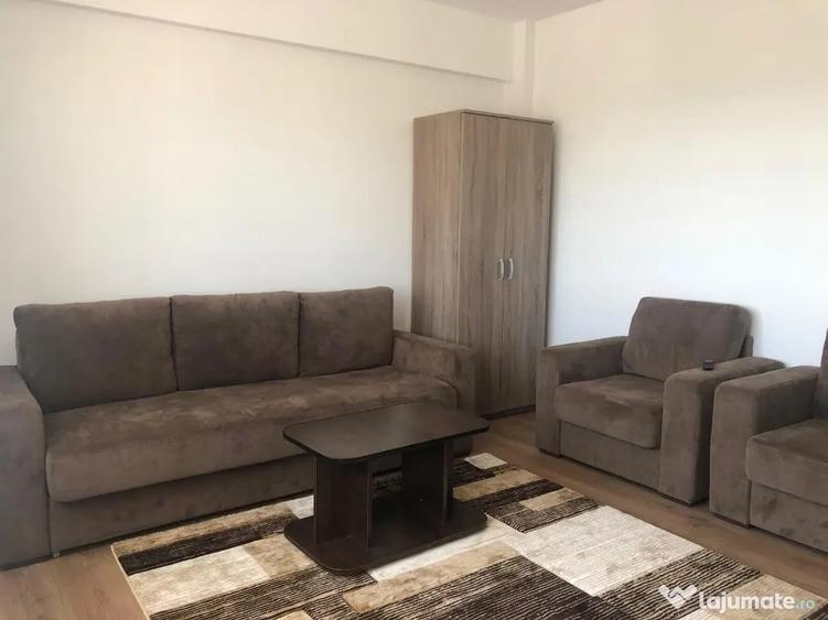 Apartament cu 2 camere decomandat în Prundu