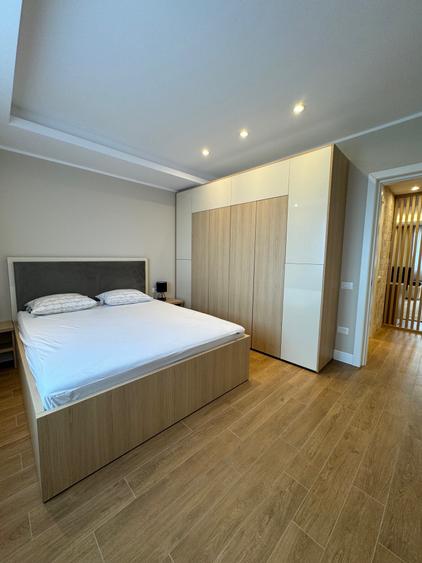 Apartament cu 3 camere decomandat în Boreal