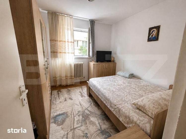 Apartament cu 3 camere în Cetate