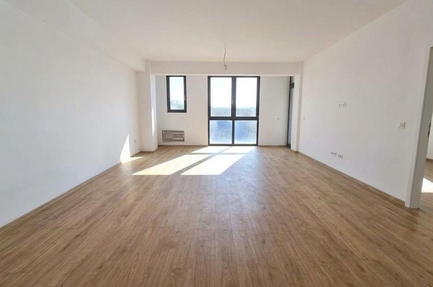 Apartament cu 3 camere în Cetate