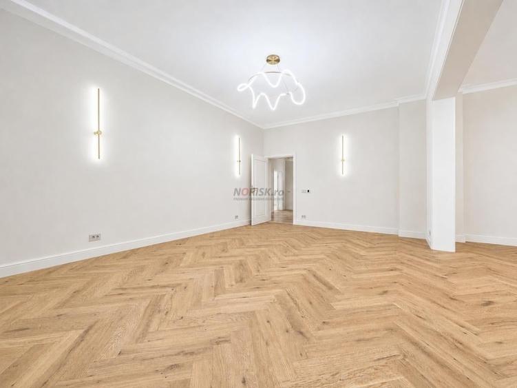 Apartament cu 4 camere decomandat în Eminescu