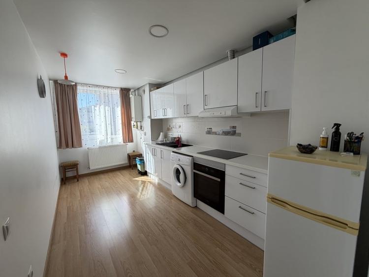Apartament cu 2 camere decomandat, mobilat în Hotvon
