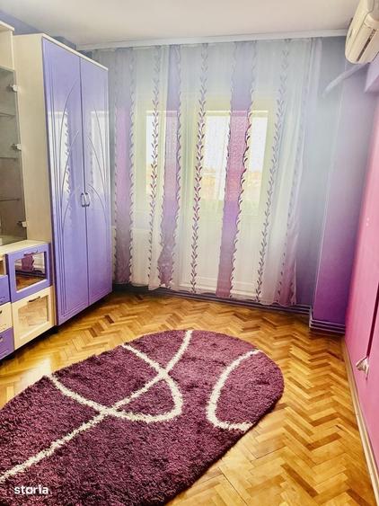 Apartament cu 4 camere în Micălaca
