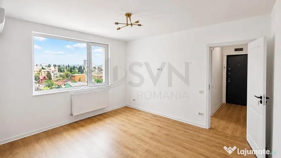Apartament cu 3 camere semidecomandat în 1 Mai
