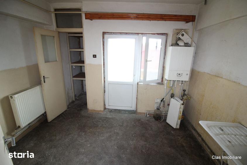 Apartament cu 2 camere decomandat în Steaua