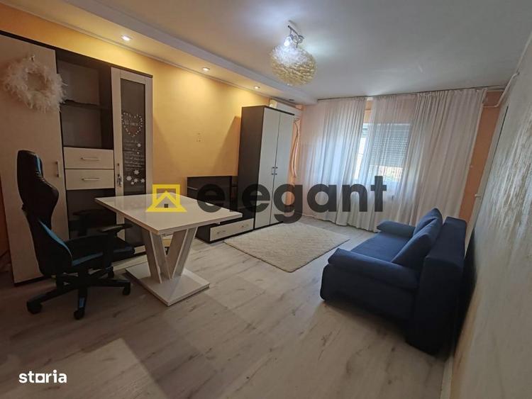 Apartament cu 3 camere decomandat, mobilat în Sărari