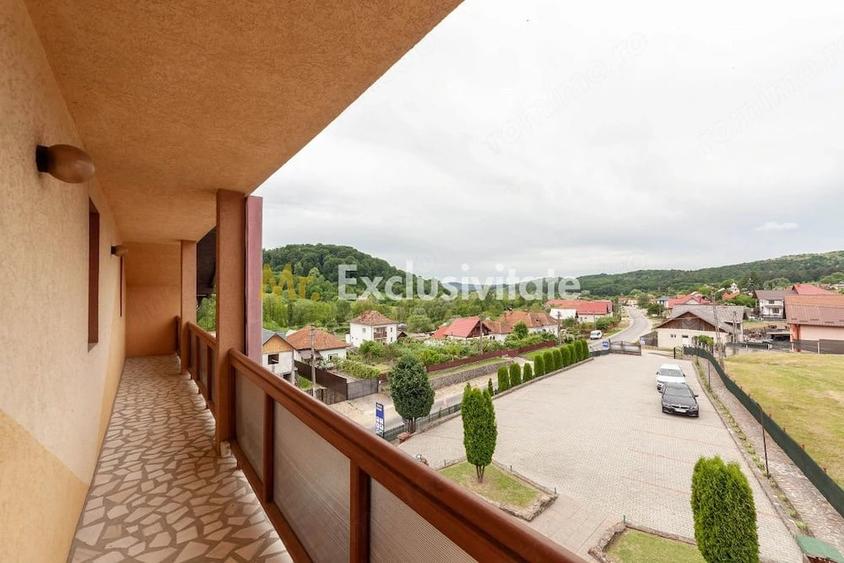 Spațiu comercial, de 500 mp, în Valea Iașului