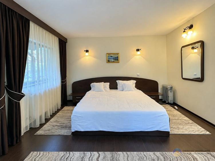 Casă cu 10 camere cu Canalizare în Vest