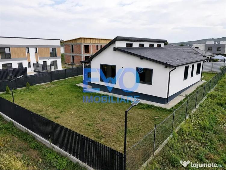 Casă cu 4 camere cu Teren 588 Mp în Vișan