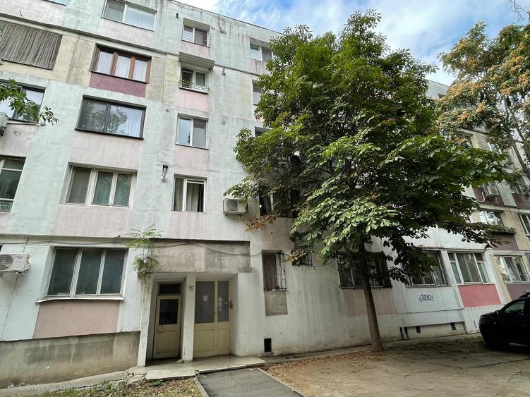 Apartament cu 2 camere decomandat în Politehnica