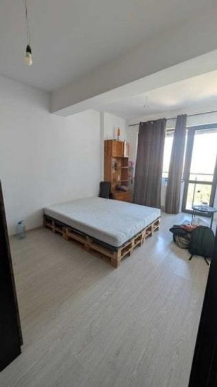 Apartament cu 2 camere decomandat, mobilat în Apărătorii Patriei