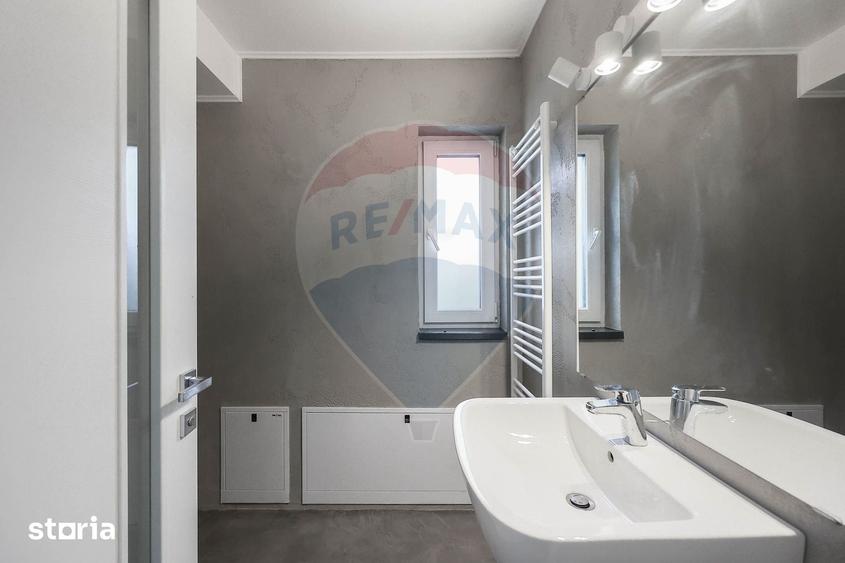 Casă cu 5 camere cu Teren 301 Mp în Calea Aradului