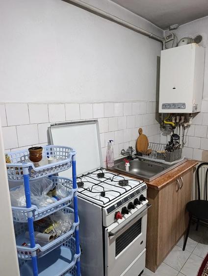 Apartament cu 3 camere decomandat în Precista