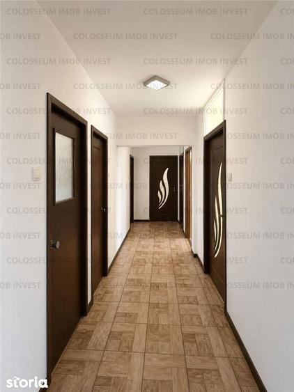 Apartament cu 3 camere decomandat în Astra